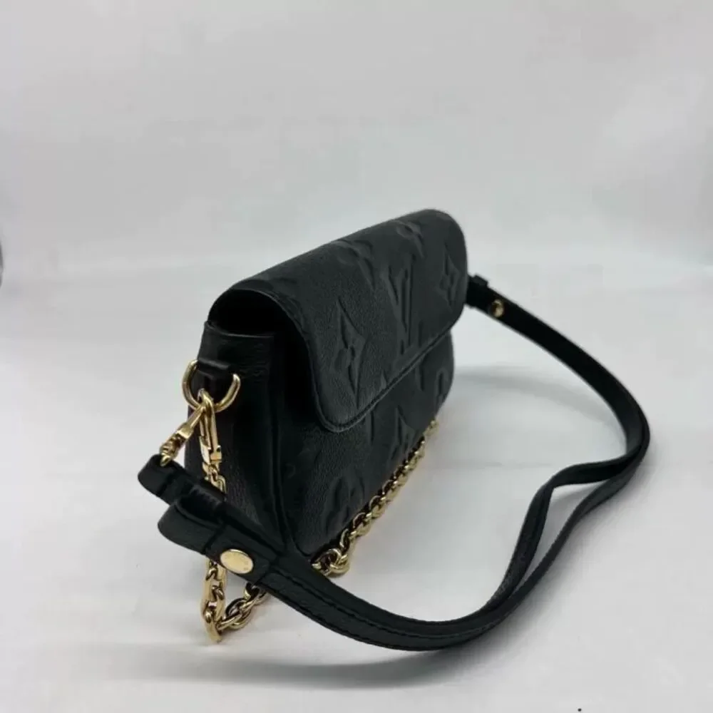 Louis Vuitton Women Pre-Loved Bag Very Good Condition
